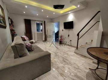 Casa · 220m² · 5 Quartos · 3 Vagas · LINDA Casa - Parque dos Príncipes - Jacareí - 5 Dormitórios sendo 1 Suíte - 224m².