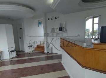 Comercial · 128m² · 2 Vagas · Oportunidade - Sala Comercial - Jardim São Dimas - Alpha Center - 128m².