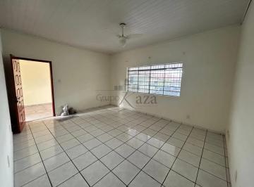 Casa · 195m² · 3 Quartos · 4 Vagas · Oportunidade - Casa - Santana - 3 Dormitórios - 195m².