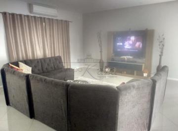 Casa · 290m² · 4 Quartos · 2 Vagas · Casa Sobrado em Jacareí