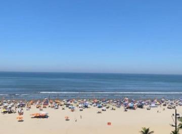 Apartamento de 1 quarto, Praia Grande · apartamento á venda 01 dormitorio na guilhermina