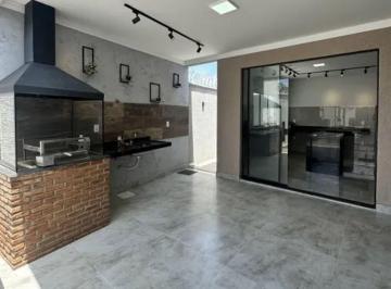 Casa de 3 quartos, São Paulo · Casa de 210 m² com 3 quartos à venda na Vila Isolina Mazzei