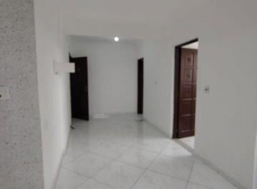 Casa · 45m² · 2 Quartos · excelente casa no jd vila Galvão R$ 1.400,00