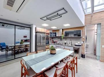 Casa · 172m² · 2 Quartos · 3 Vagas · Lindo Sobrado no Jrd. Anália Franco