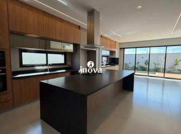 Casa · 226m² · 3 Quartos · 4 Vagas · Casa a venda, Condomínio Damha III