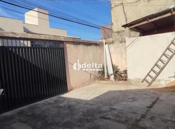 Casa · 250m² · 3 Quartos · 2 Vagas · Casa disponível para a venda no bairro Jardim Canaã em Uberlândia-MG