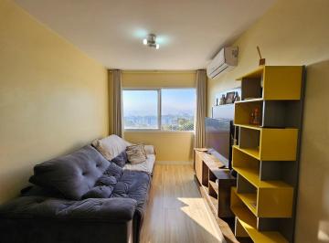 Apartamento · 51m² · 2 Quartos · 1 Vaga · Apartamento 2 dormitórios com vaga e elevador perto da PUC