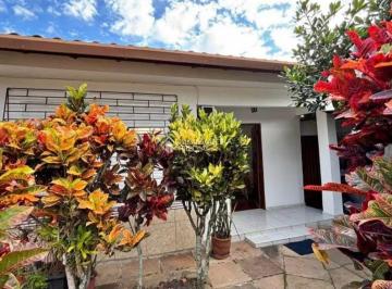 Casa · 336m² · 2 Quartos · 1 Vaga · Casa com 2 quartos no Bairro Tristeza