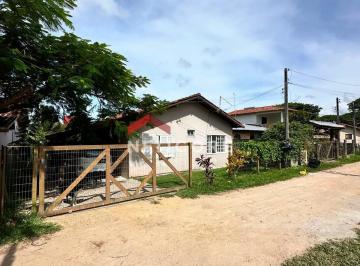 Casa · 140m² · 3 Quartos · 3 Vagas · Casa em Estrada Geral da Praia do Rosa - Praia do Rosa - Imbituba/SC
