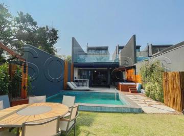 Casa · 320m² · 4 Quartos · 2 Vagas · Sobrado para alugar em Juquehy de 320.00m² com 4 Quartos, 2 Suites e 2 Garagens