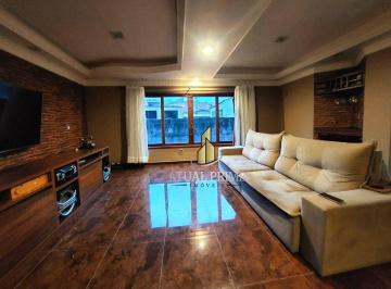 ded2e21358e7ec3651870fa4923ae61a4aee8785 · Casa ampla com 4 suítes e salão de festas à venda — 400m² de terreno e 8 vagas de garagem