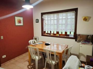 Casa de 3 quartos, São Paulo · Jardim Bonfiglioli | Sobrado Espaçoso | 185m² | 3 Dormitórios (1 Suíte) | 3 Vagas | Próximo à USP