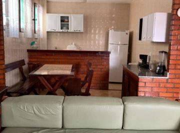 Apartamento de 1 quarto, Cabo Frio · Apartamento Térreo Mobiliado Oportunidade há 250 Mts.da Praia do Peró à Venda