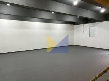 Comercial · 80m² · Sala Comercial para alugar em Vila Galvão de 80.00m²