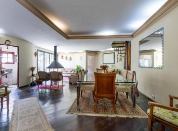 Casa · 624m² · 3 Quartos · 8 Vagas · Casa no condomínio Jardim Iolanda para venda com 3 quartos, sendo 2 suítes, 624m²
