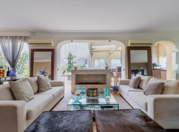 Casa · 500m² · 4 Quartos · 5 Vagas · Cobertura para venda em Jardim Paulista com 4 quartos, sendo 2 suítes, 500m²