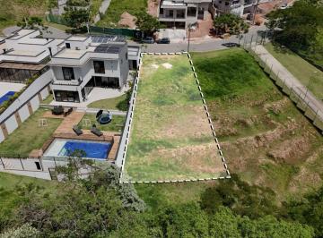 Casa · 1 Quarto · Lote em condomínio para venda em Loteamento Residencial e Comercial Horto Florestal, 651m²