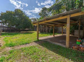Casa · 1 Quarto · Terreno residencial para venda em Vila Mutton, 439m²