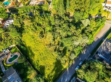 Casa de 1 quarto, Osasco · Terreno residencial para venda em Três Montanhas, 986m²