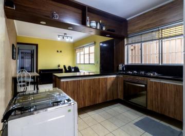 Casa · 174m² · 3 Quartos · 2 Vagas · Sobrado para venda em Jardim Marisa com 3 quartos, sendo 1 suíte, 174m²
