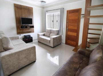 Casa · 60m² · 2 Quartos · 2 Vagas · Casa no condomínio Arnoni para venda com 2 quartos, sendo 2 suítes, 60m²