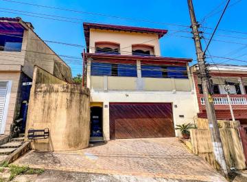 Casa · 285m² · 4 Quartos · 3 Vagas · Casa para venda em Centro Alto com 4 quartos, sendo 1 suíte, 285m²