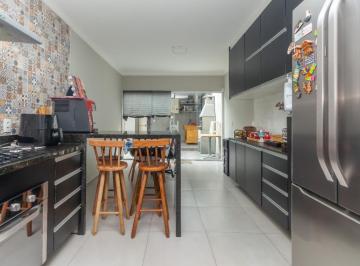 Casa · 145m² · 3 Quartos · 2 Vagas · Sobrado para venda em Jardim Vila Formosa com 3 quartos, sendo 1 suíte, 145m²