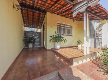 Casa · 152m² · 3 Quartos · 1 Vaga · Casa para venda em Centro com 3 quartos, 152m²