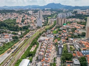 Comercial · Terreno comercial para venda em Vila Pereira Barreto, 751m²