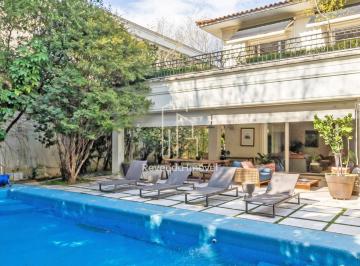 Casa · 580m² · 4 Quartos · 6 Vagas · Luxuosa mansão à venda no Jardim América, São Paulo-SP: 4 quartos, 4 suítes, 2 s