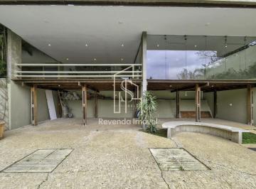 Casa · 900m² · 5 Quartos · 8 Vagas · Casa de luxo no Morumbi: 5 quartos, 5 suítes, 2 salas, 8 banheiros, 8 vagas na g