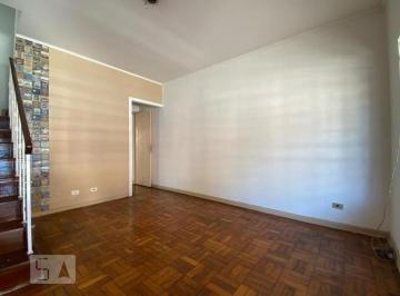 Esta charmosa casa conta com 2 quartos, oferecendo um ambiente aconchegante para · Casa à Venda - Vila Sônia, 2 Quartos, 129 m2