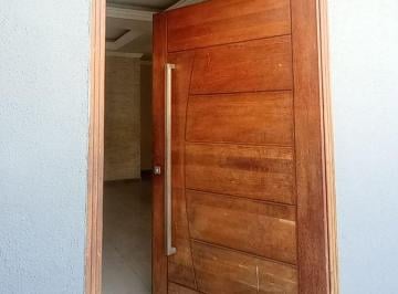 Casa de 4 quartos, Salvador · Casa Duplex reformada, c/ 268m², garagem e cobertura livre para venda. Bairro: Bonfim, Cidade Baixa.