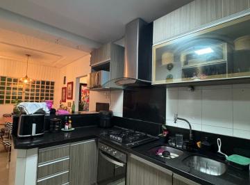 Casa de 5 quartos, Samambaia · 5 QUARTOS DUAS SUÍTES, SALA DE JANTAR, E SALA DE ESTAR CLOSET ACEITA FINANCIAMENTO E FGTS