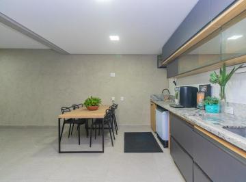 18d20f32-dcc0-4a00-8f7d-a05dcf987b38 · Casa no condomínio Residencial Lima e Silva para venda com 3 quartos, sendo 3 suítes, 165m²