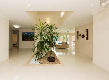 3fba8677-72d2-4966-9472-9c6c84899ab2 · Sensacional casa em condomínio para venda e locação com 5 quartos, sendo 4 suítes, 566m²