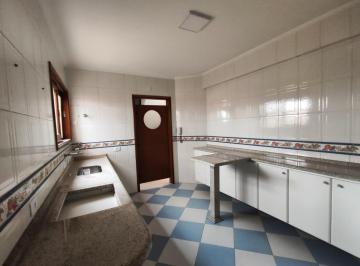 2ed00204-27b2-45ad-b417-db201f872ce1 · Casa no condomínio horto para venda com 3 quartos, sendo 1 suíte, 130m²