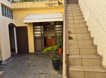 b70fbdb3-a628-4d82-8326-afd21783b283 · Deslumbrante casa para venda em Mirandópolis com 3 quartos, sendo 1 suíte, 182m²