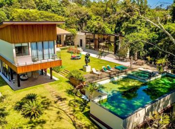 65b0dc9657497cd3bc3abb8daf5a247c0e398a2a · Casa com 8 dormitórios, 1300 m² - venda por R$ 21.000.000,00 ou aluguel por R$ 83.899,00/mês - Condo