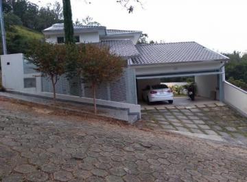 Casa · 300m² · 3 Quartos · 2 Vagas · Casa à venda em Itajubá-MG, bairro Pinheirinho: 3 quartos, 1 suíte, 3 salas, 4 banheiros, 2 vagas -