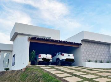 Casa · 280m² · 3 Quartos · 8 Vagas · Imperdível: Casa à venda em Piranguinho-MG, Condomínio Vista Verde, 3 quartos, 2 suítes, 280m², 8 va