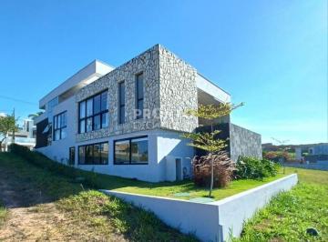 Casa de 5 quartos, Jaboatão dos Guararapes · Casa em Condomínio Alphaville | 326m² | 3 Quartos | Mobiliada | Piscina