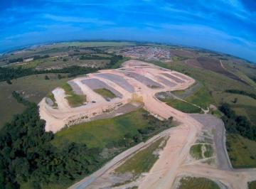 4fce613d0e0cc4f5d976243fb0364f20fdc5e4ab · Terreno à venda, 175 m² por R$ 153.585,25 - Cardeal - Elias Fausto/SP