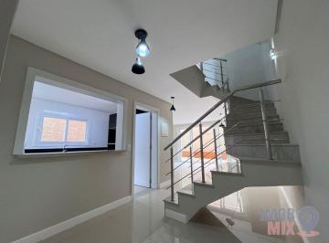 Casa · 256m² · 3 Quartos · Casa à venda - em Morro Santana