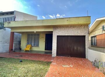 Casa · 200m² · 2 Quartos · Casa à venda - em Passo da Areia