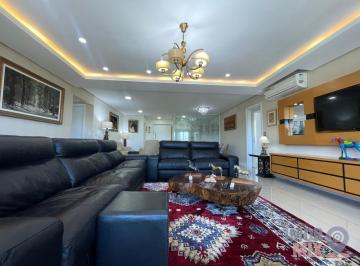 Apartamento · 135m² · 3 Quartos · Apartamento à venda - em Petrópolis