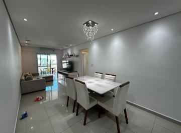Apartamento de 2 quartos, Praia Grande · Apartamento localizado no bairro do Canto do Forte mobilhado com valor promocional