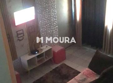 Foto 01 · Sobrado à Venda - Conforto e Localização Estratégica
