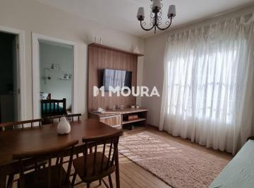 Foto 01 · Apartamento mobiliado à Venda - Condomínio Bosque das Araucárias | Campos do Jordão/SP