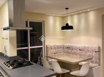 Apartamento · 70m² · 2 Quartos · 1 Vaga · Apartamento sendo 02 Dormitórios, 01 Suíte centro de Balneário Camboriú
